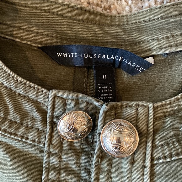 Green button up jacket - Picture 2 of 6